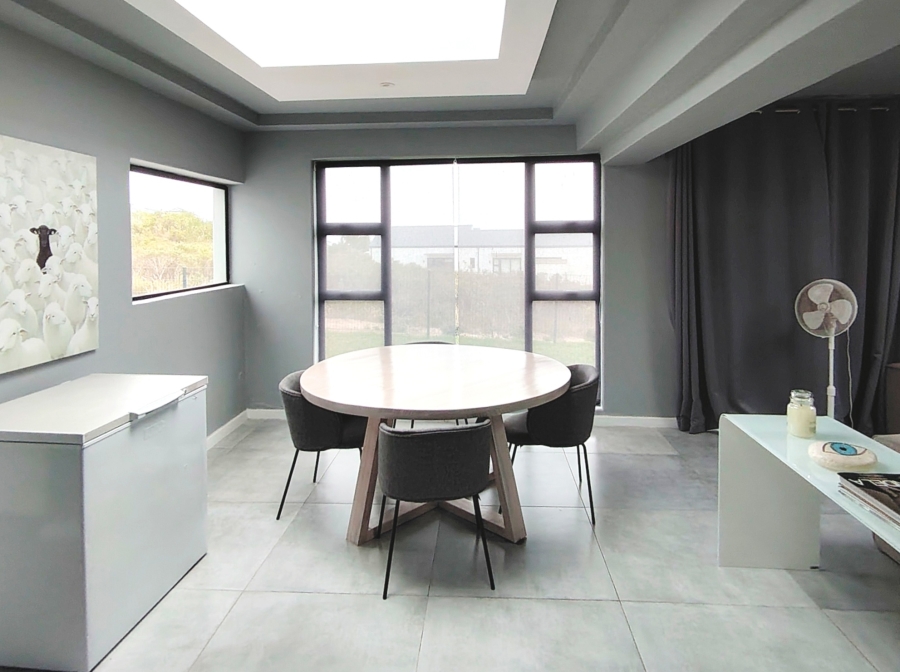 5 Bedroom Property for Sale in Brackenridge Western Cape